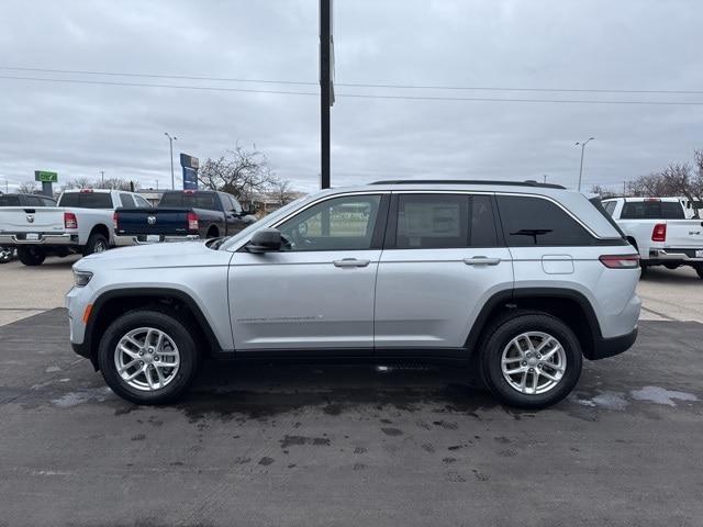 new 2025 Jeep Grand Cherokee car, priced at $38,965