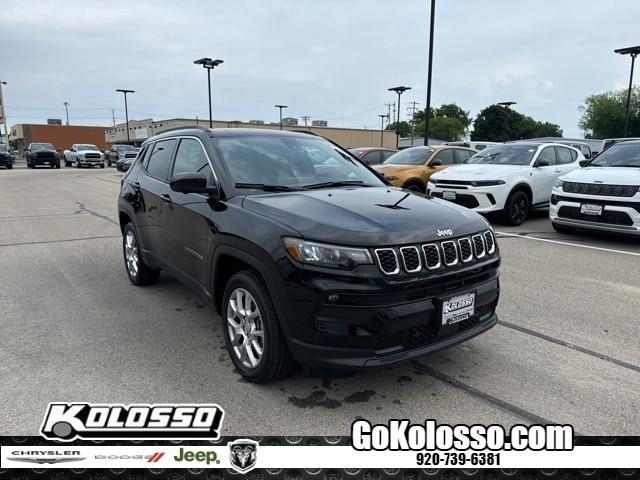 new 2024 Jeep Compass car, priced at $33,935