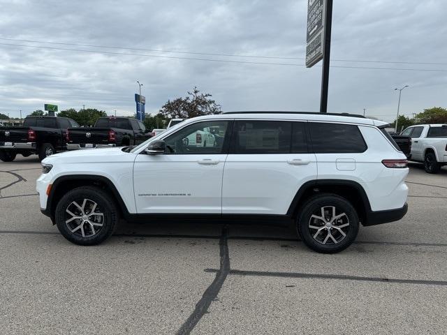 new 2024 Jeep Grand Cherokee L car, priced at $44,641