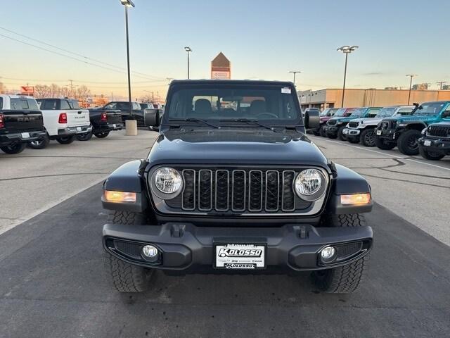 new 2025 Jeep Gladiator car, priced at $43,800