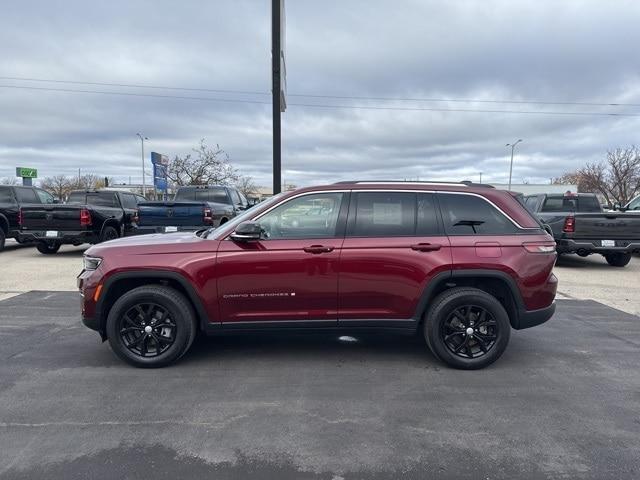 used 2023 Jeep Grand Cherokee car, priced at $38,955