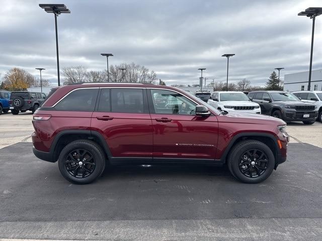 used 2023 Jeep Grand Cherokee car, priced at $38,955