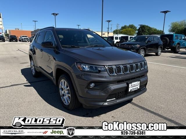 new 2024 Jeep Compass car, priced at $30,860