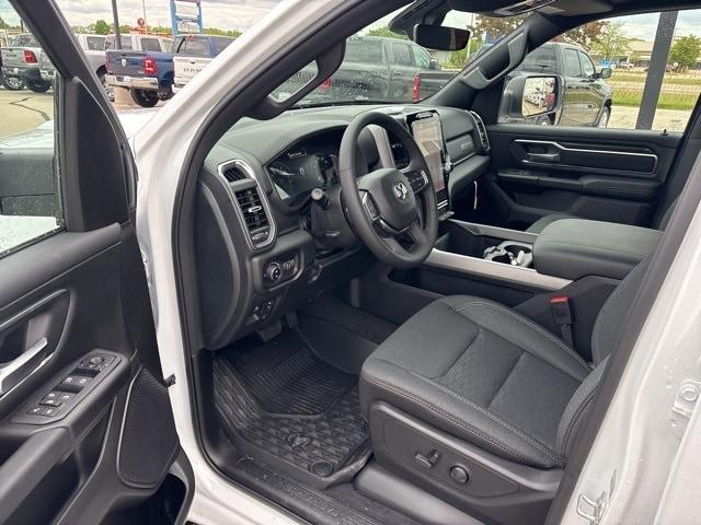 new 2025 Ram 1500 car, priced at $53,727