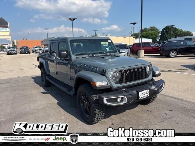 new 2025 Jeep Gladiator car, priced at $47,653