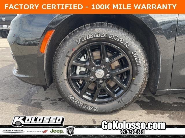 used 2023 Chrysler Pacifica car, priced at $26,500