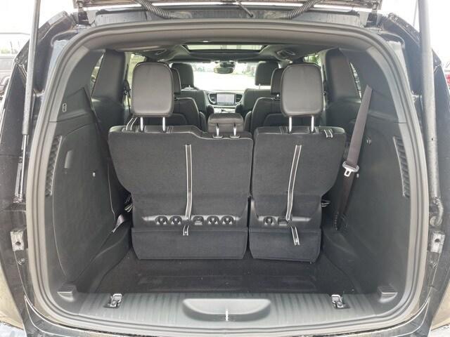 new 2025 Chrysler Pacifica car, priced at $46,798