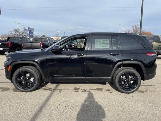 new 2024 Jeep Grand Cherokee car, priced at $45,407