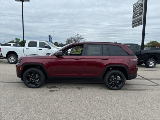 new 2024 Jeep Grand Cherokee car, priced at $44,155