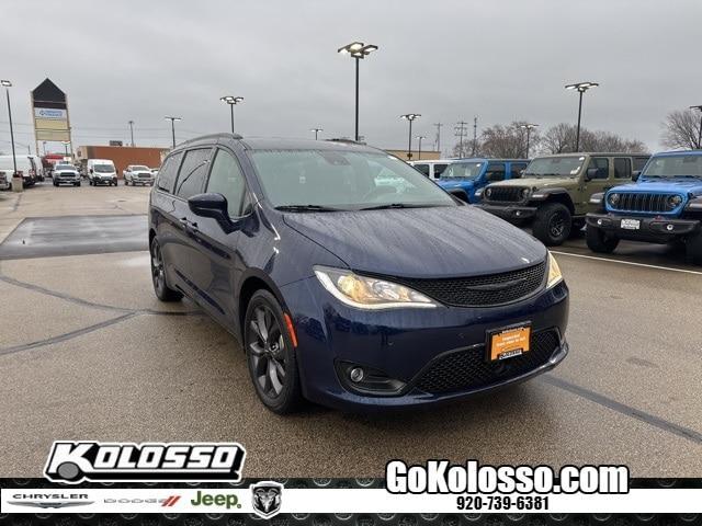 used 2019 Chrysler Pacifica car, priced at $25,000