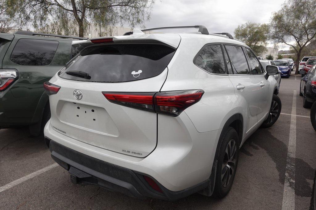 used 2022 Toyota Highlander car, priced at $36,688