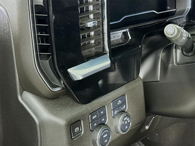 used 2022 Chevrolet Silverado 1500 car, priced at $41,988