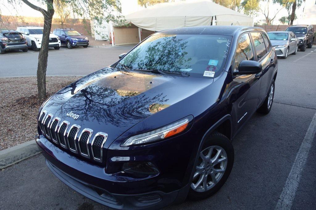 used 2015 Jeep Cherokee car, priced at $10,588