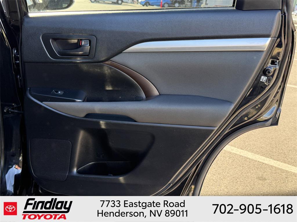 used 2019 Toyota Highlander car, priced at $22,688