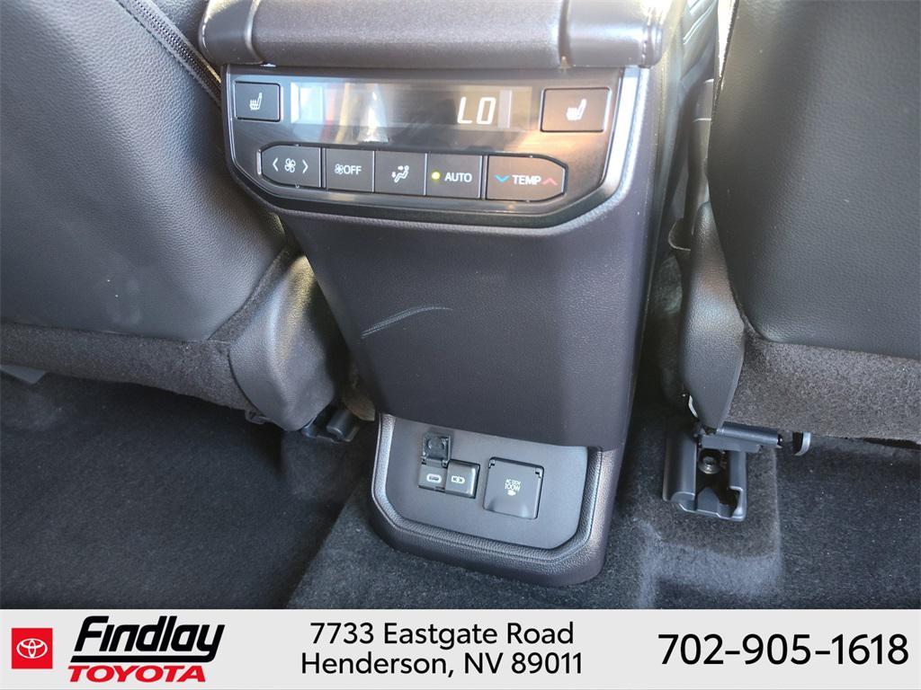 used 2025 Toyota Highlander car, priced at $54,988
