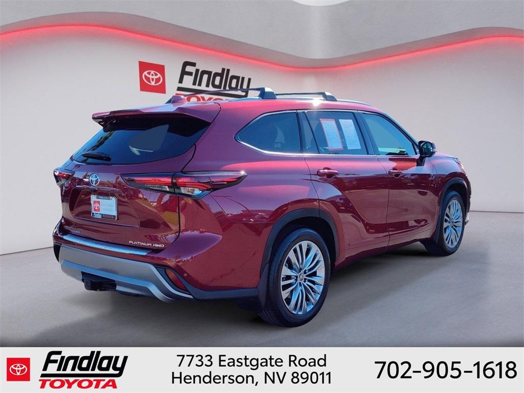 used 2025 Toyota Highlander car, priced at $54,988