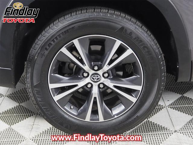 used 2018 Toyota Highlander car, priced at $16,988