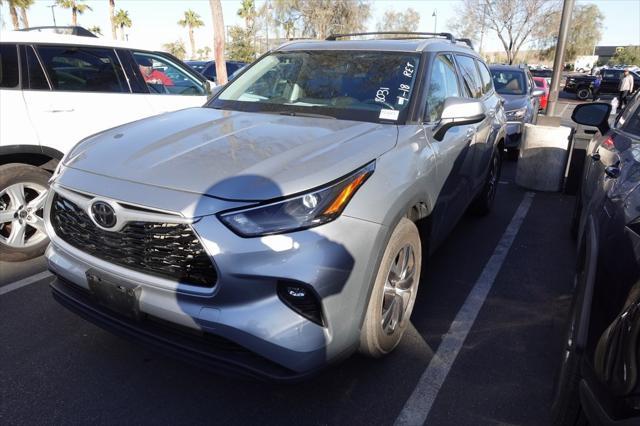 used 2022 Toyota Highlander car, priced at $35,588