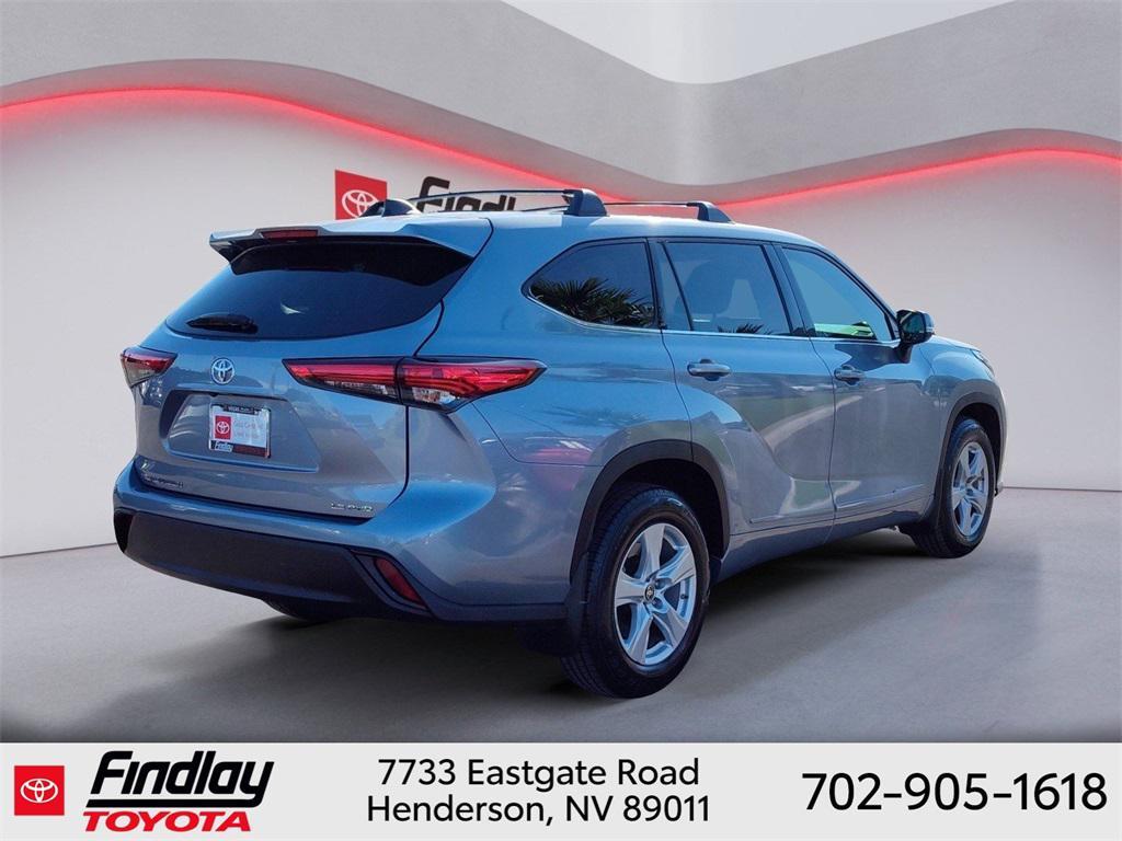 used 2022 Toyota Highlander car, priced at $34,488