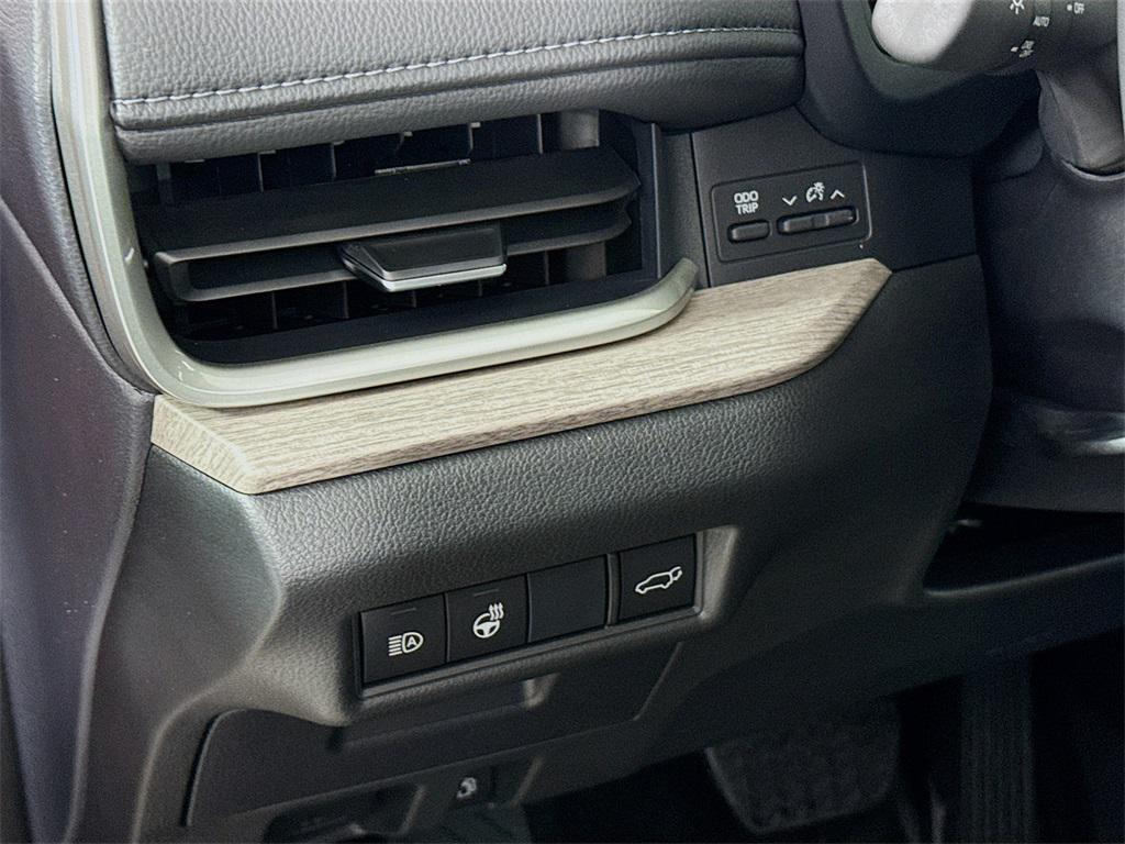 new 2025 Toyota Grand Highlander car, priced at $54,712