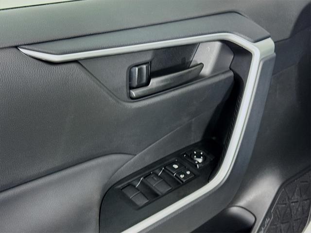 new 2025 Toyota RAV4 car, priced at $32,912