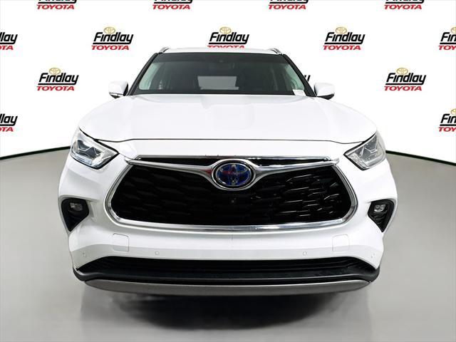 used 2022 Toyota Highlander Hybrid car, priced at $42,988