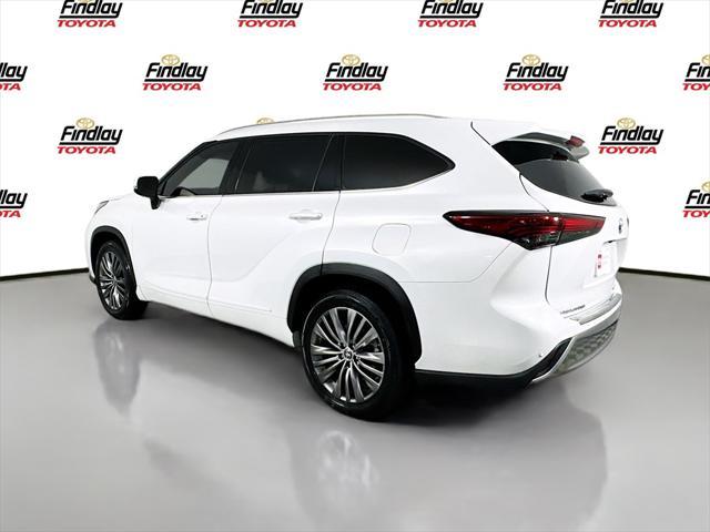 used 2022 Toyota Highlander Hybrid car, priced at $42,988