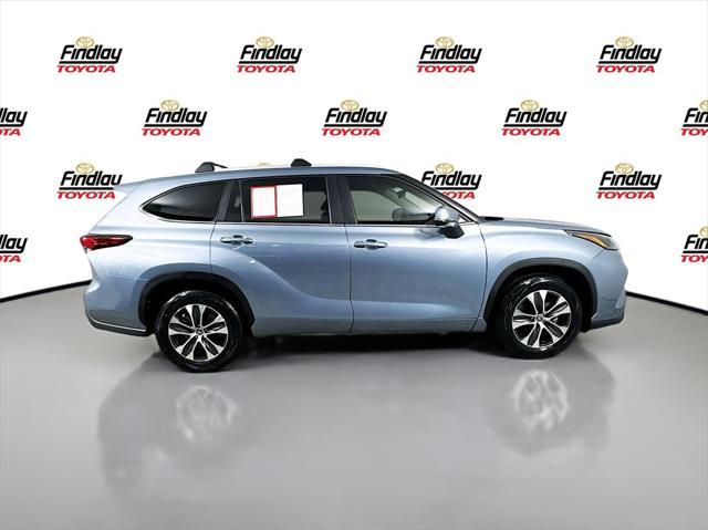 used 2023 Toyota Highlander car, priced at $39,588