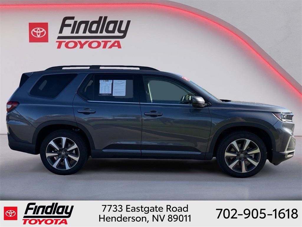 used 2025 Honda Pilot car, priced at $43,988