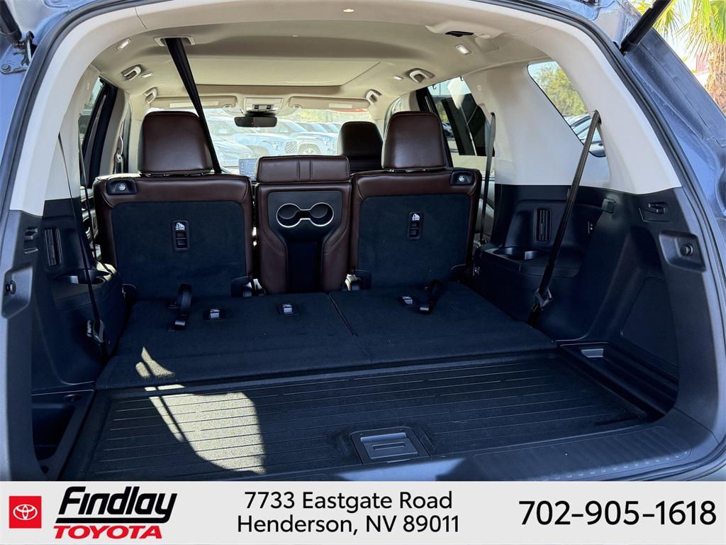 used 2025 Honda Pilot car, priced at $43,988