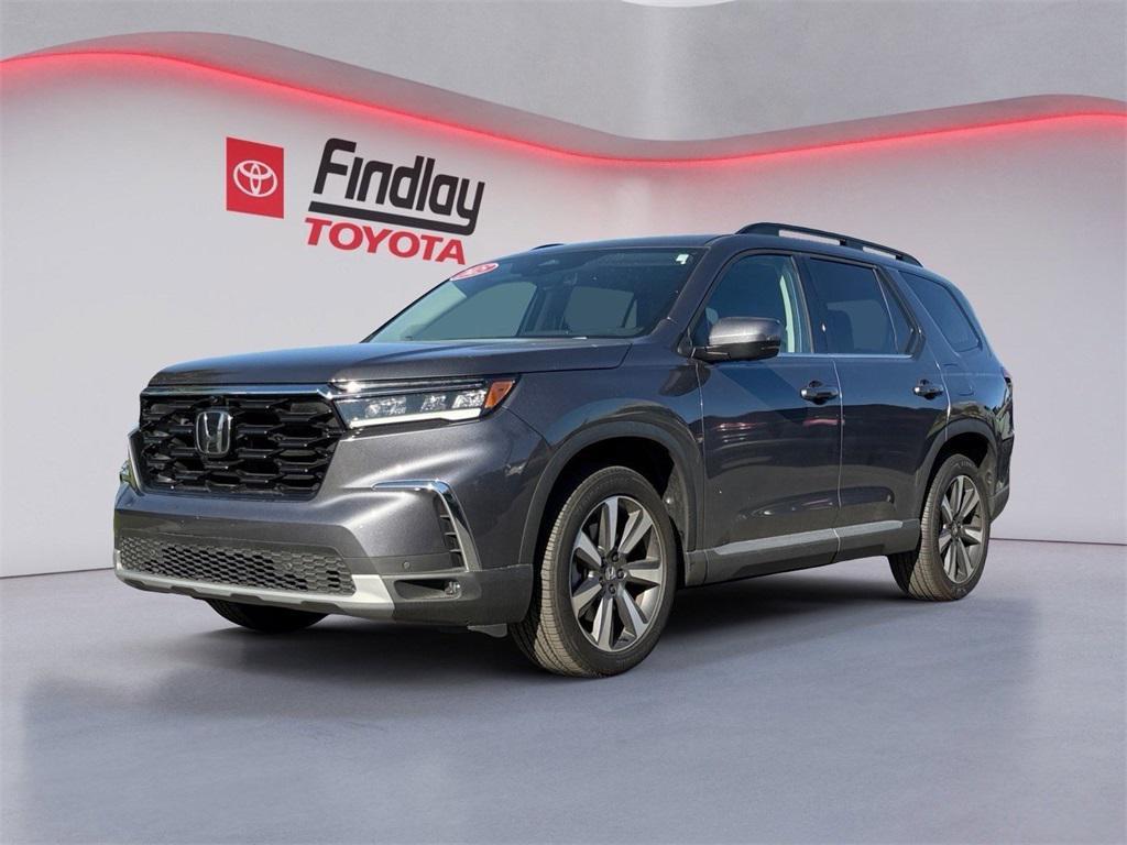 used 2025 Honda Pilot car, priced at $43,988