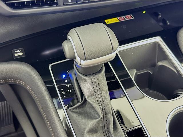 new 2025 Toyota Sienna car, priced at $61,028