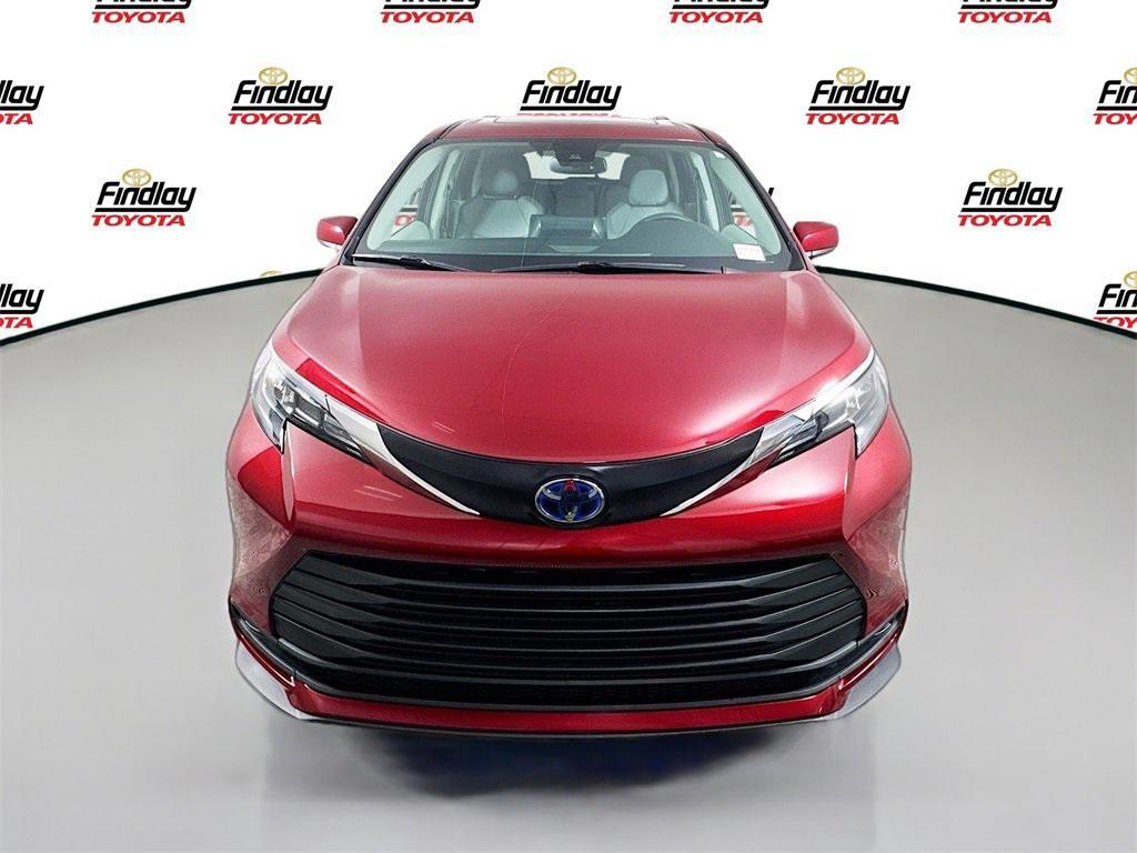 used 2024 Toyota Sienna car, priced at $45,988