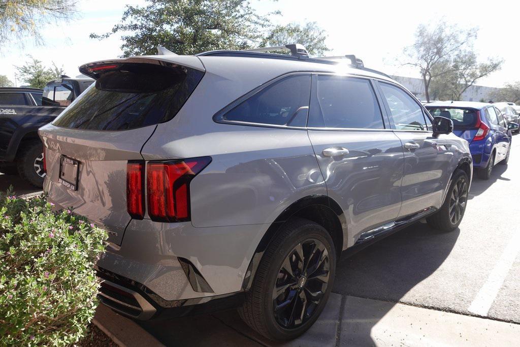 used 2023 Kia Sorento car, priced at $33,988