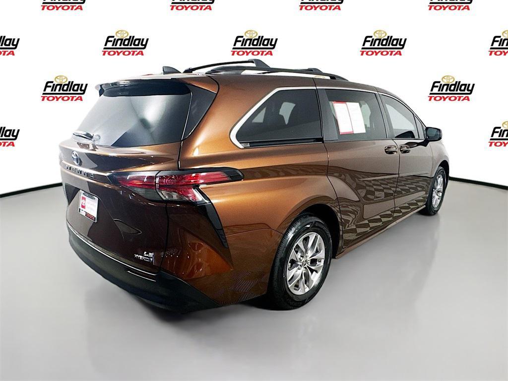 used 2022 Toyota Sienna car, priced at $37,488