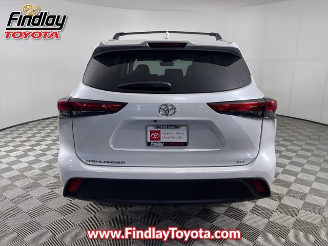 used 2022 Toyota Highlander car, priced at $34,988