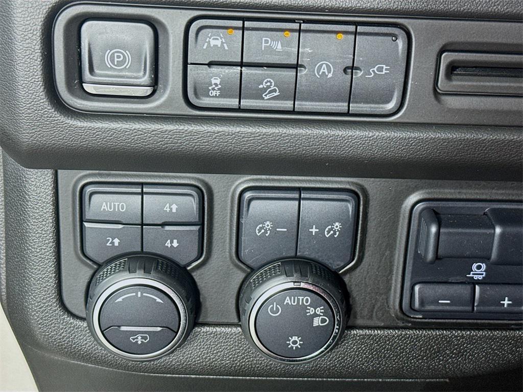 used 2021 Chevrolet Tahoe car, priced at $48,988