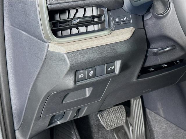 new 2025 Toyota Grand Highlander car, priced at $55,167