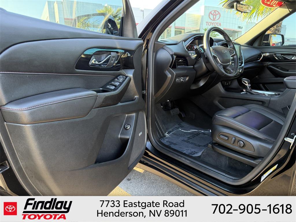 used 2023 Chevrolet Traverse car, priced at $35,688