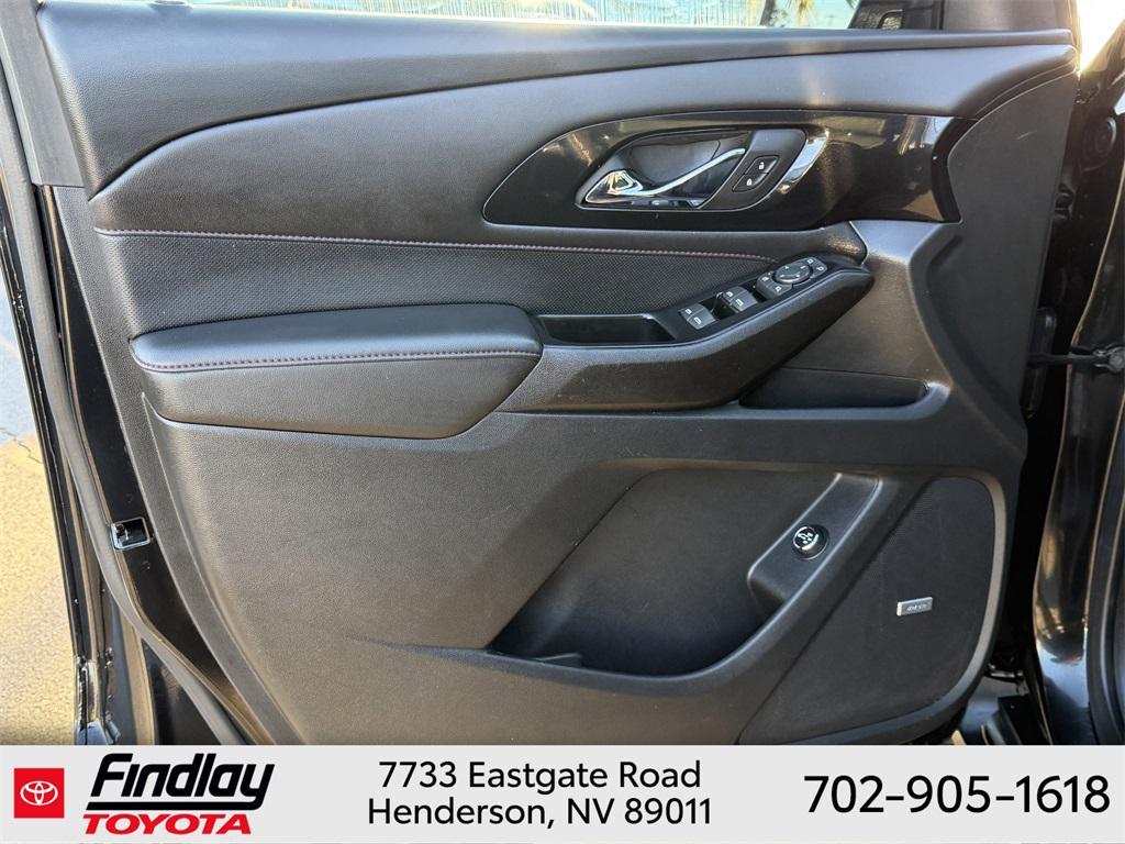 used 2023 Chevrolet Traverse car, priced at $35,688