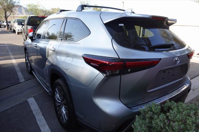 used 2023 Toyota Highlander car, priced at $45,988
