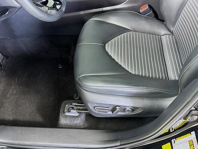 used 2023 Toyota Highlander car, priced at $41,988