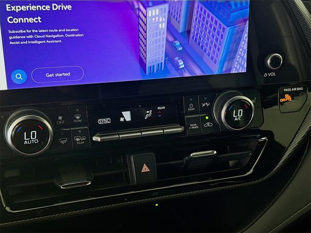 used 2023 Toyota Highlander car, priced at $41,988