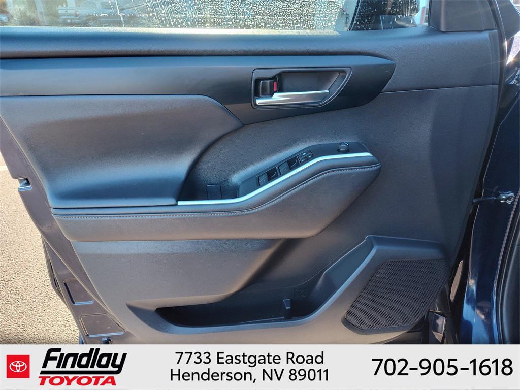 used 2024 Toyota Highlander car, priced at $41,188