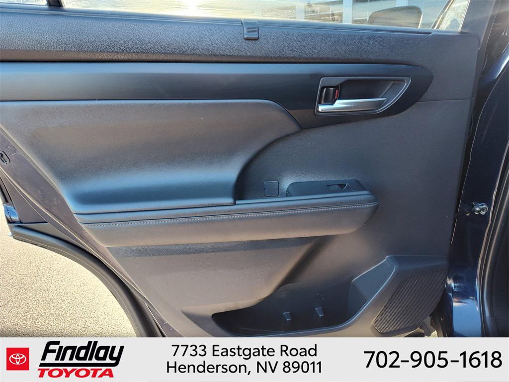 used 2024 Toyota Highlander car, priced at $41,188