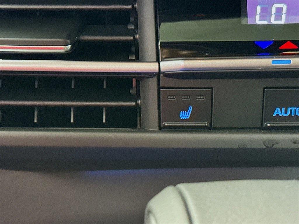 used 2024 Toyota Sienna car, priced at $57,988