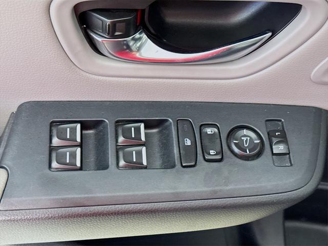 used 2024 Honda Pilot car, priced at $39,988