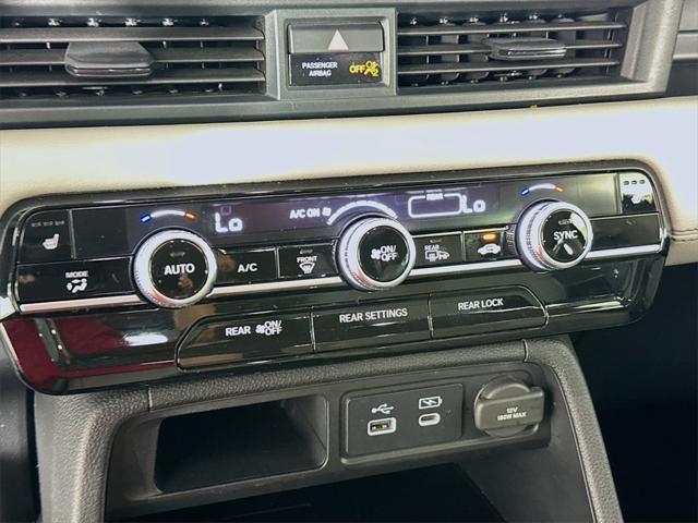 used 2024 Honda Pilot car, priced at $39,988