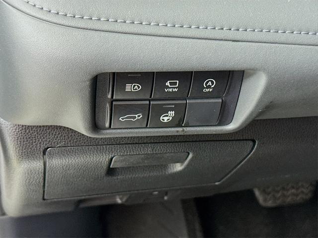 used 2024 Toyota Highlander car, priced at $47,488