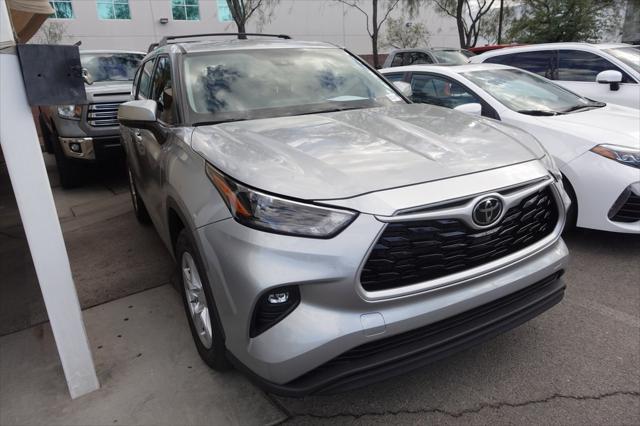 used 2022 Toyota Highlander car, priced at $31,988
